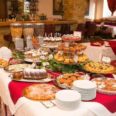 Aparthotel Arte Annapolis Rhodes City